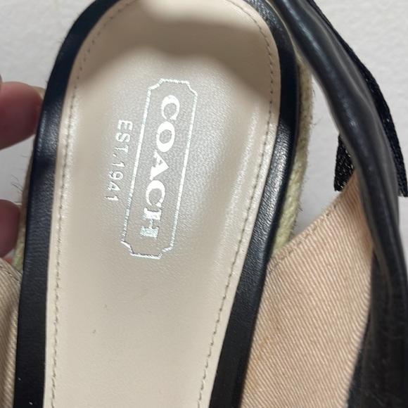 Hundred percent leather shoes - Picture 4 of 5